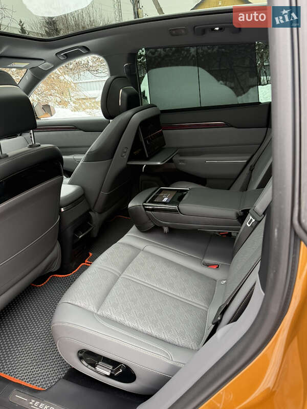 Позашляховик / Кросовер Zeekr 7X 2024 в Києві