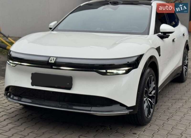 Внедорожник / Кроссовер Zeekr 7X 2025 в Киеве фото 4 Внедорожник / Кроссовер Zeekr 7X 2025 в Киеве