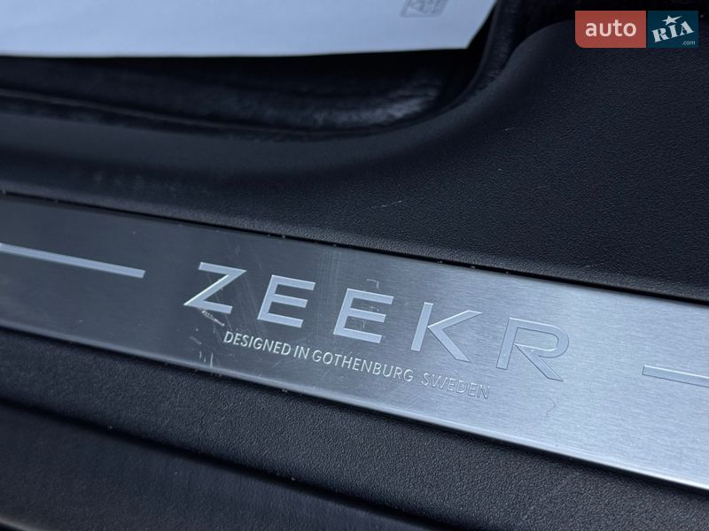 Внедорожник / Кроссовер Zeekr 7X 2025 в Киеве