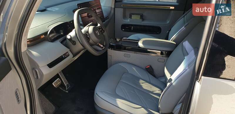 Минивэн Zeekr Mix 2024 в Днепре