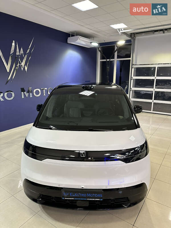 Минивэн Zeekr Mix 2024 в Кропивницком