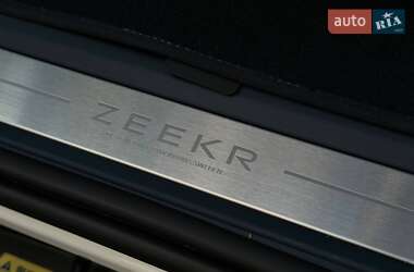 Мінівен Zeekr Mix 2024 в 