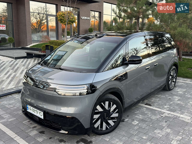 Мінівен Zeekr Mix 2024 в Ужгороді фото 8 Мінівен Zeekr Mix 2024 в Ужгороді