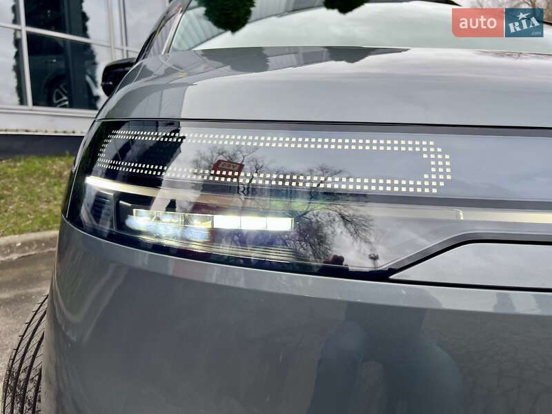 Мінівен Zeekr Mix 2024 в Києві