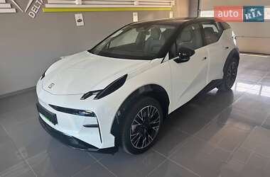 Внедорожник / Кроссовер Zeekr X 2025 в 