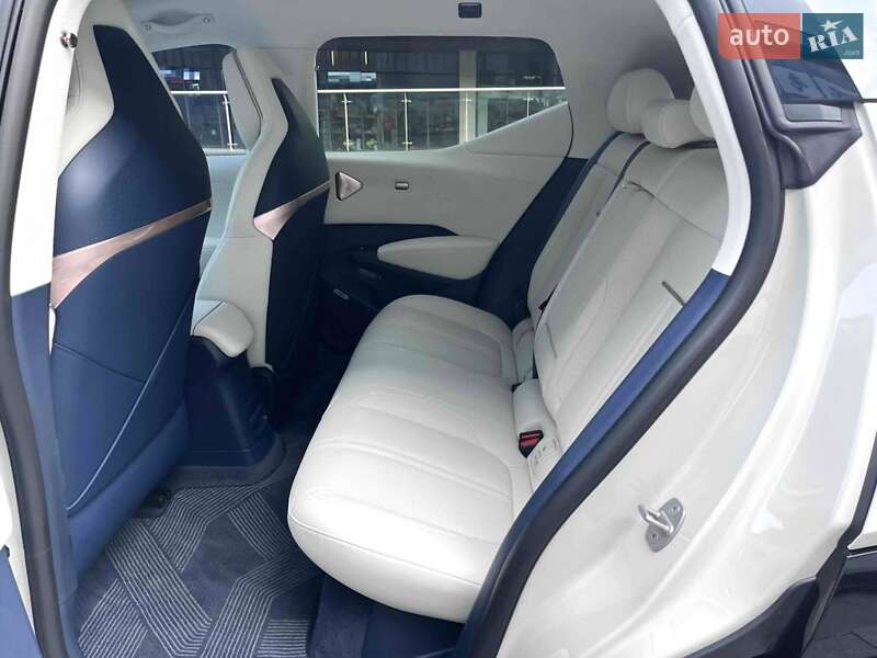 Позашляховик / Кросовер Zeekr X 2025 в Кропивницькому