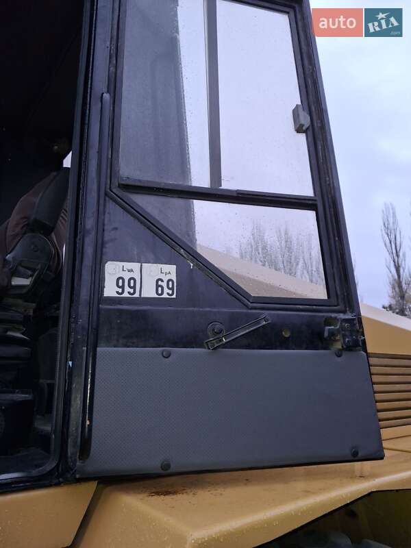 Фронтальный погрузчик Zeppelin ZL 1995 в Николаеве