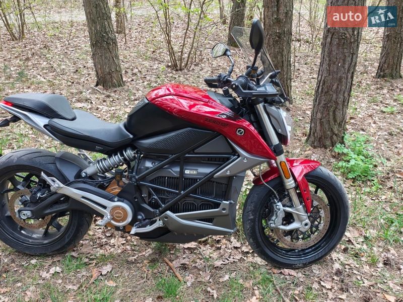 その他 ZEROBIKE 8000km走れる高機能なタイヤ！近未来型の電動アシスト自転車ZERO-Bike