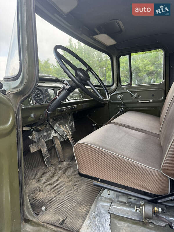 Самосвал ЗИЛ 130 1980 в Олевске