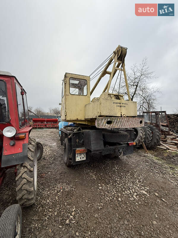 Автокран ЗИЛ 130 1983 в Городище