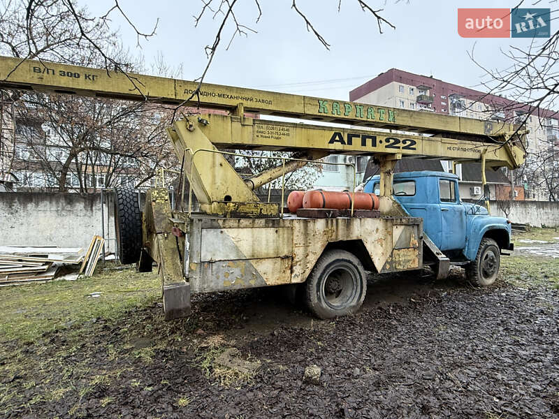 Автовышка ЗИЛ 130 1986 в Мукачево