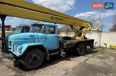 Автовышка ЗИЛ 130 1981 в Пирятине