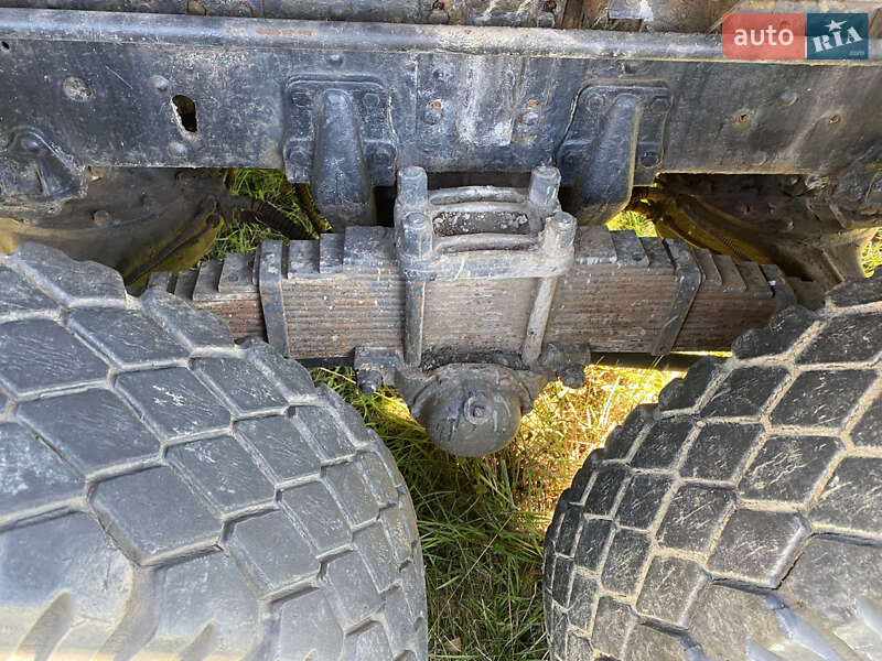 Бензовоз ЗИЛ 131 1987 в Верховине