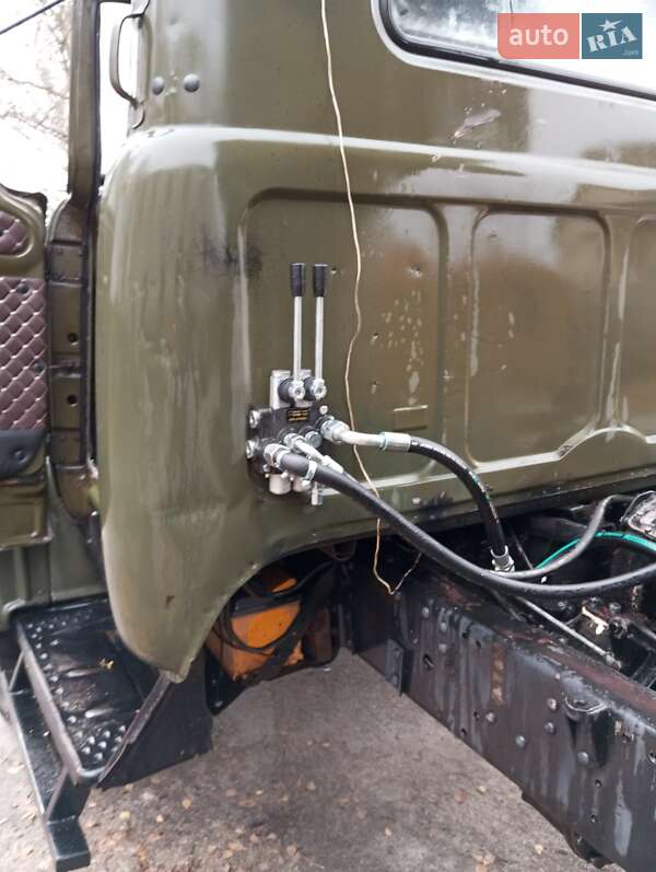 Самоскид ЗИЛ 131 1987 в Богуславі