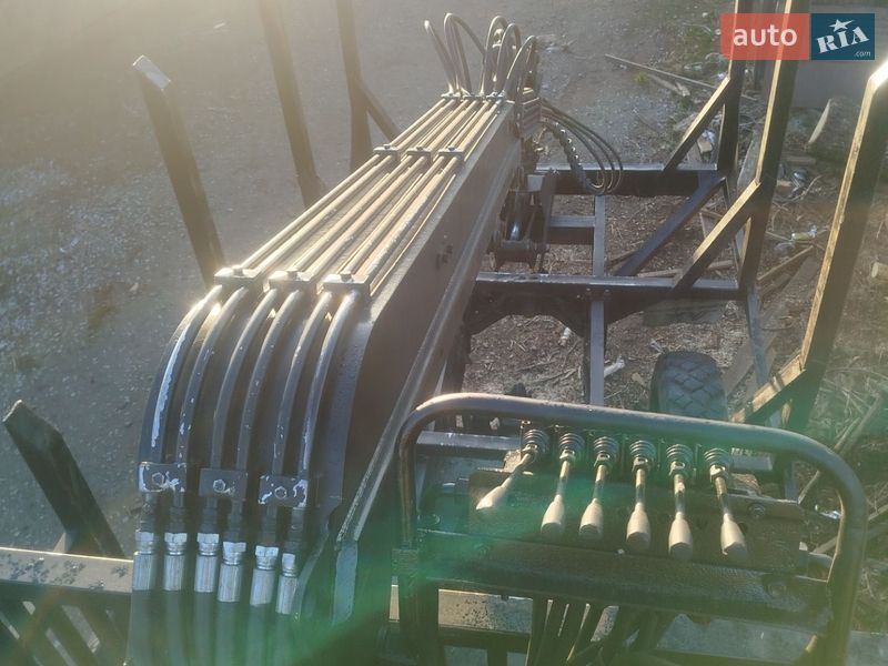 Лесовоз / Сортиментовоз ЗИЛ 131 1977 в Житомире