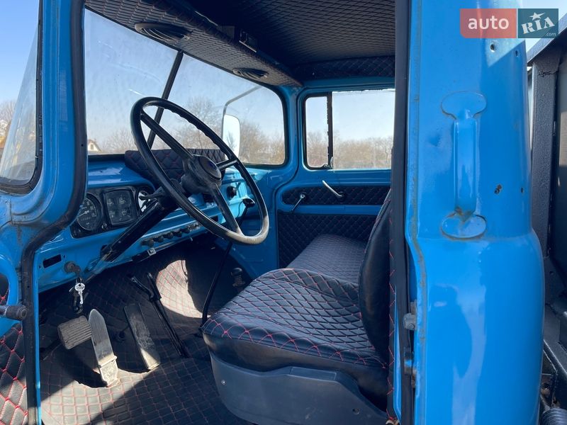 Самосвал ЗИЛ 4316 1987 в Чорткове