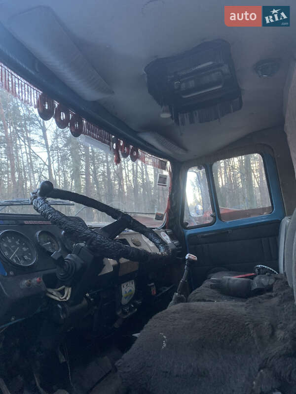 Самосвал ЗИЛ 4331 1995 в 