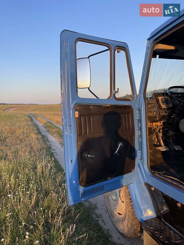 Самоскид ЗИЛ 4331 1990 в Вінниці