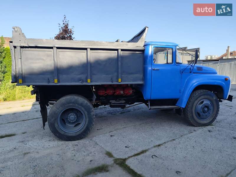 Самосвал ЗИЛ 4502 1982 в Львове