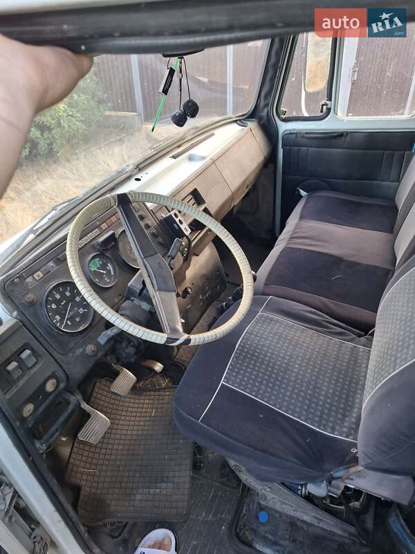Грузовой фургон ЗИЛ 5301 (Бычок) 1999 в Одессе фото 3 Грузовой фургон ЗИЛ 5301 (Бычок) 1999 в Одессе