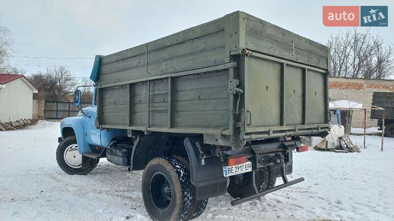 Самоскид ЗИЛ ММЗ 554 1981 в Новому Бузі