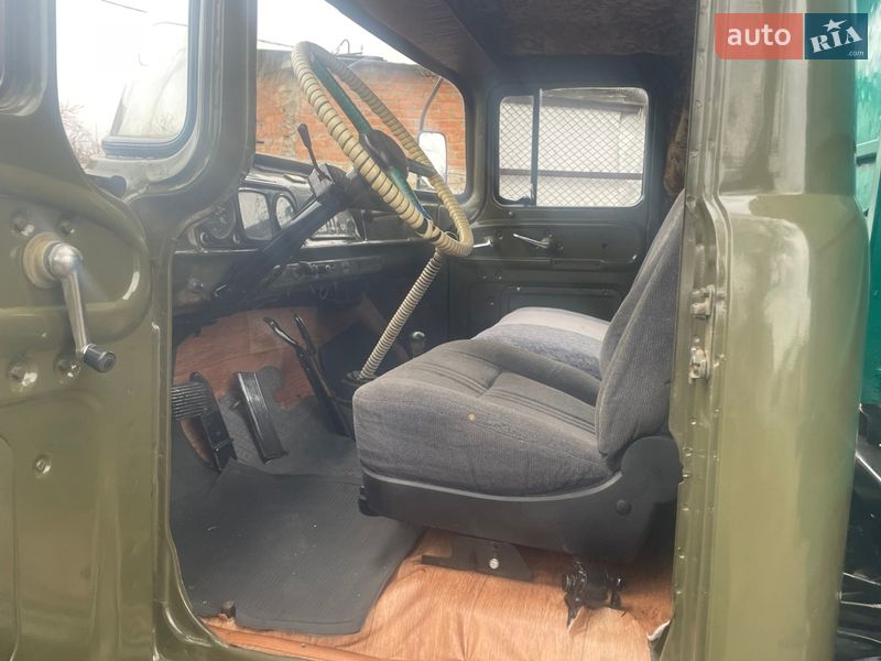 Самоскид ЗИЛ ММЗ 554 1990 в Гнівані