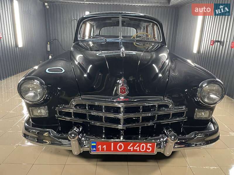 Седан ЗИМ 12 1955 в Киеве фото 2 Седан ЗИМ 12 1955 в Киеве