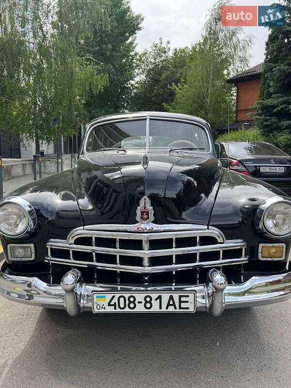 Лимузин ЗИМ 12 1954 в Днепре