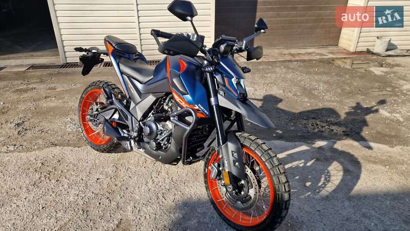Мотоцикл Без обтекателей (Naked bike) Zontes ZT 200 U1 2024 в 