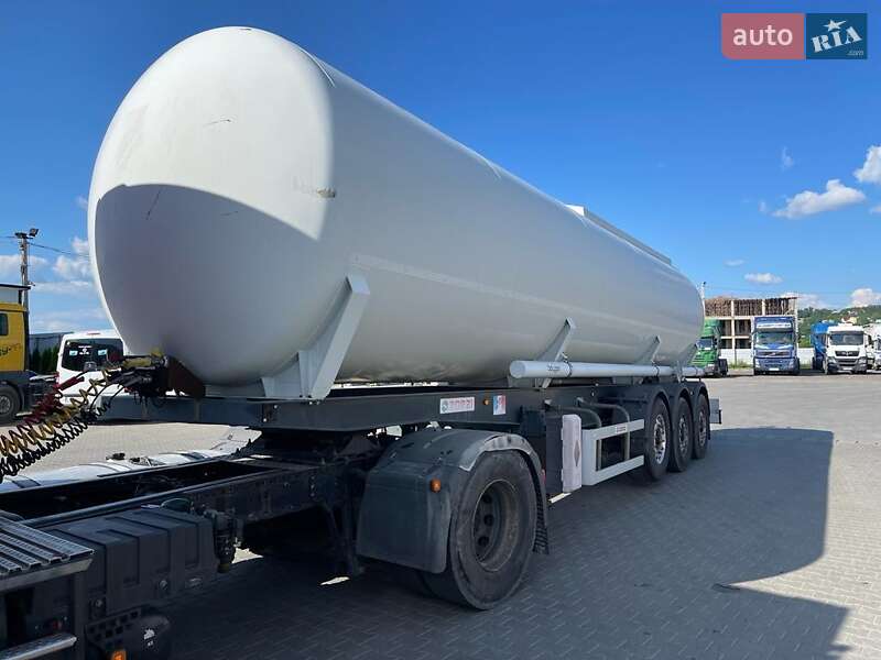 Цистерна полуприцеп Zorzi 36S 2008 в Виннице