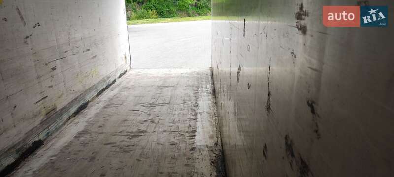 Рефрижератор полуприцеп Zorzi 36S 1993 в Киеве