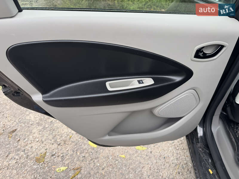 Ліфтбек Zotye E20 EV 2016 в Одесі