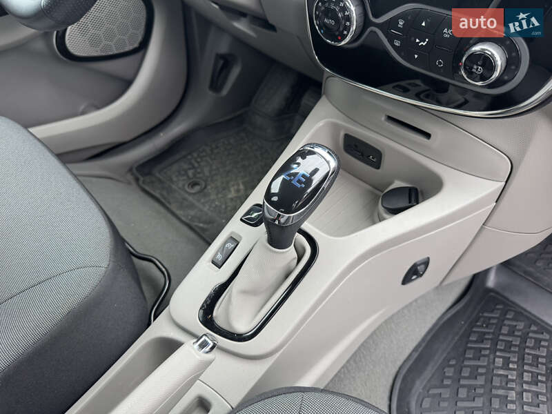 Ліфтбек Zotye E20 EV 2016 в Одесі