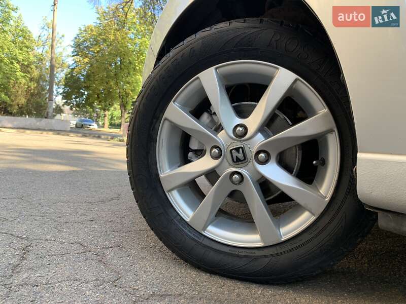 Хетчбек Zotye Z100 2015 в Кривому Розі фото 12 Хетчбек Zotye Z100 2015 в Кривому Розі