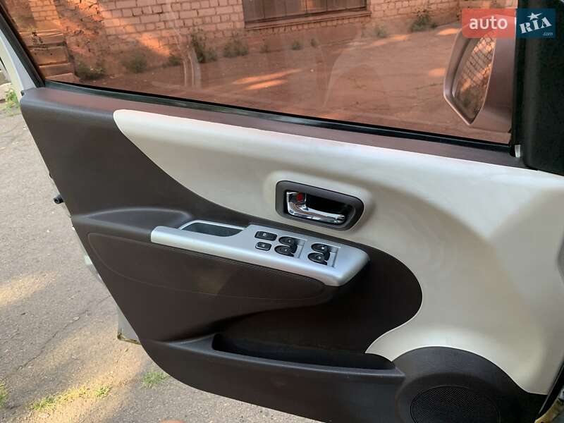 Хетчбек Zotye Z100 2015 в Кривому Розі фото 17 Хетчбек Zotye Z100 2015 в Кривому Розі