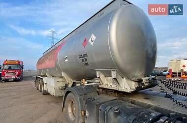Цистерна полуприцеп Zremb N 1992 в 