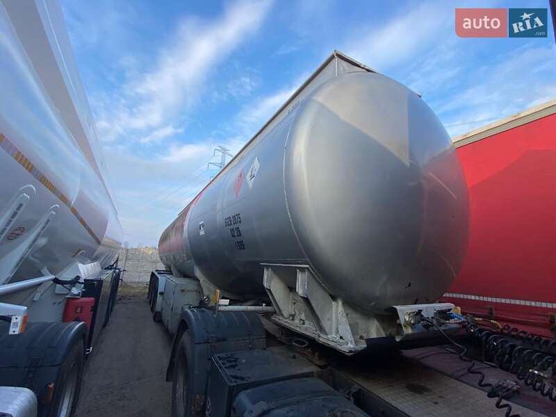 Цистерна полуприцеп Zremb N 1992 в Тернополе фото 13 Цистерна полуприцеп Zremb N 1992 в Тернополе