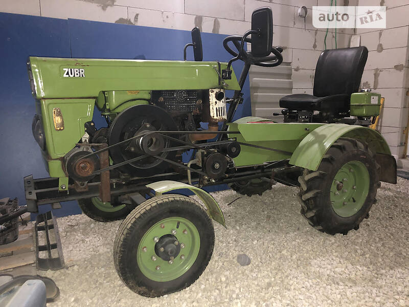 Zubr 12
