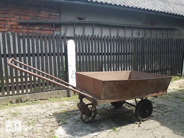 Тачка велика