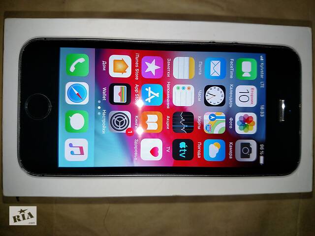 Apple IPhone 5S Space Gray Neverlock 16gb С Коробкой