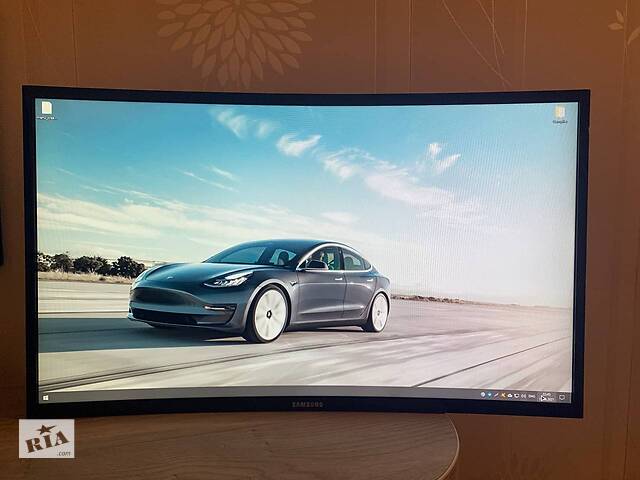 Монитор 27 Samsung Curved C27F396F