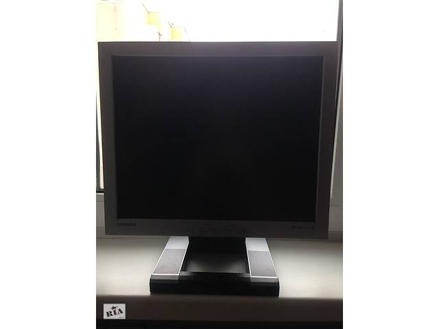 Монитор Samsung SyncMaster 172T 17