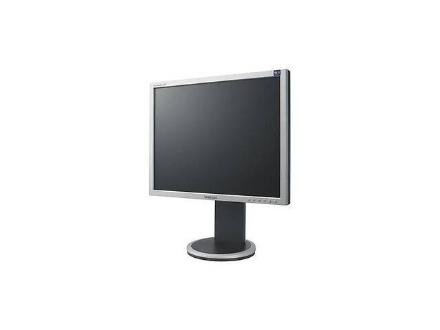 Монитор Samsung SyncMaster 204B.