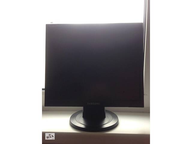 Монитор Samsung SyncMaster 710N 17