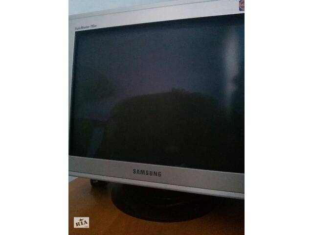 Монитор Samsung SyncMaster 793DF