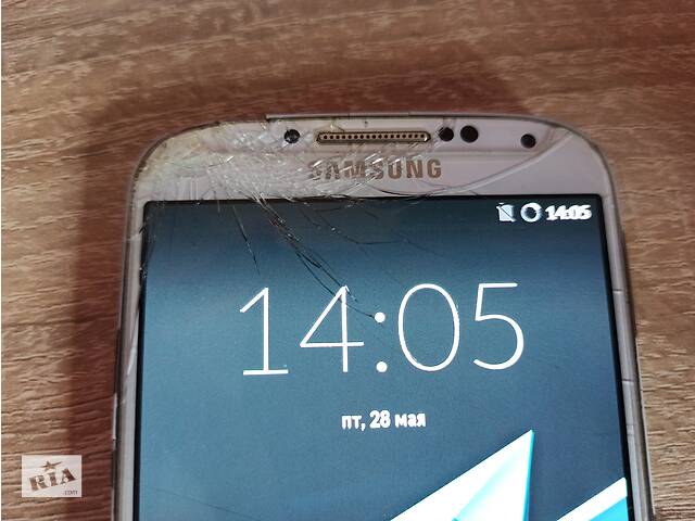 Samsung Galaxy S4 GT-i9500 б/у
