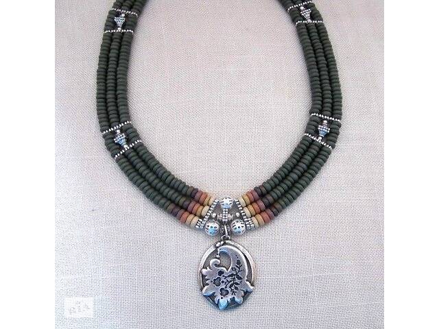Колье, серьги
