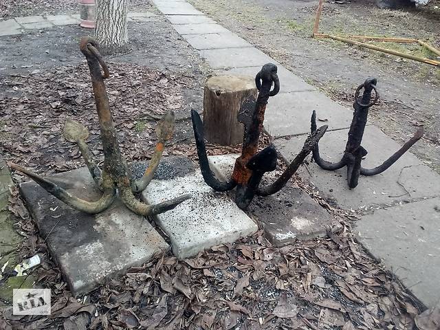 Якоря старинные
