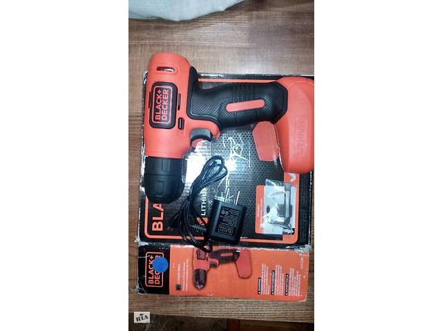 Шуруповерт Black&Decker BDCD8