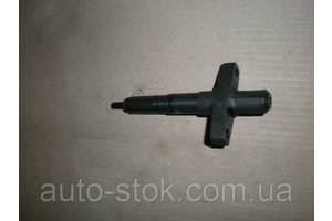 Форсунка паливна Mitsubishi Pajero Wagon 3, 3.2 DID, 2004 р. в. ME203961